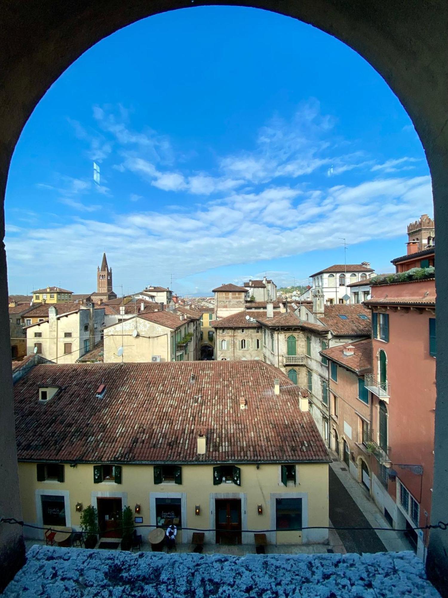 Verona Centro Piazza Erbe Zewnętrze zdjęcie
